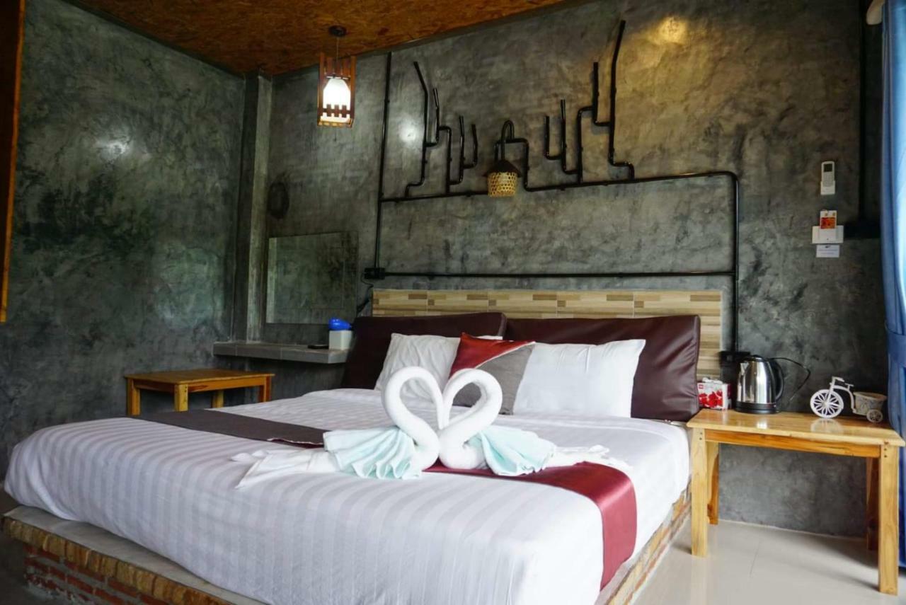 Keeree Loft Resort Тхонг Пха Пхум Экстерьер фото
